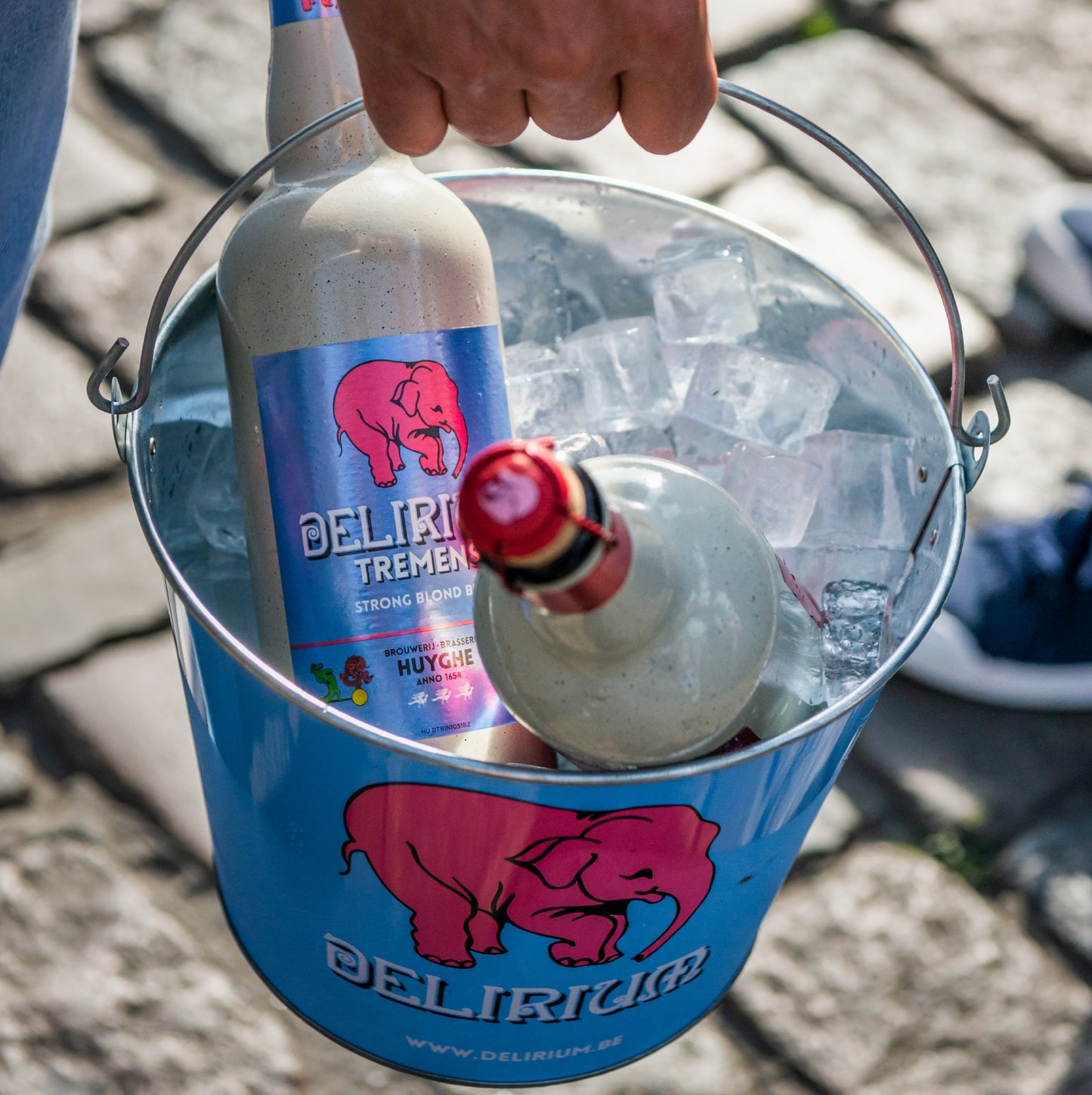 Ice bucket